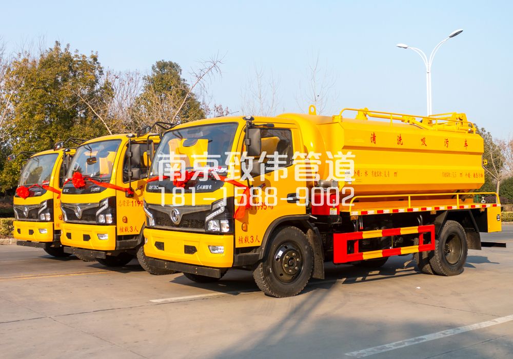 369吴边村多利卡吸污车